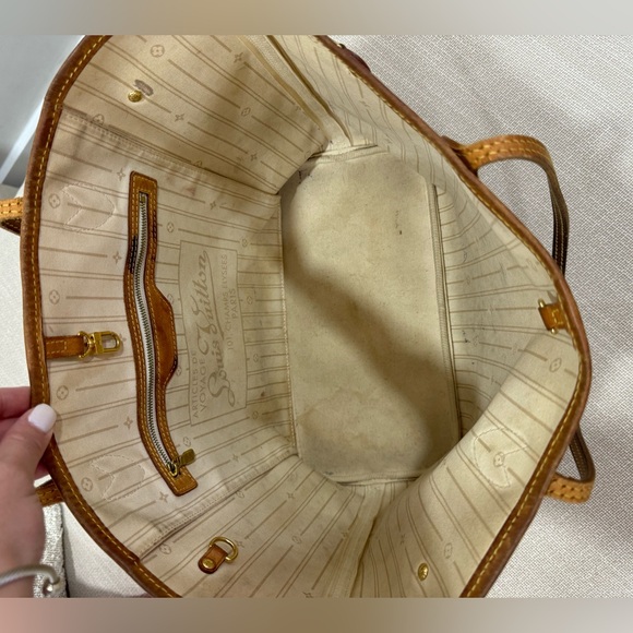 Louis Vuitton Neverfull Damier Azur - Picture 4 of 12